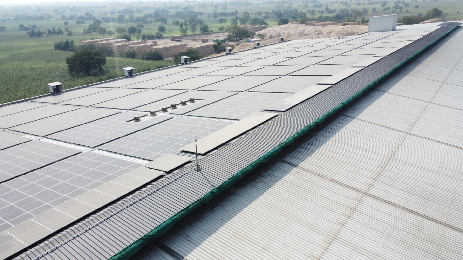 Industrial Rooftop Solar Plant photo 3