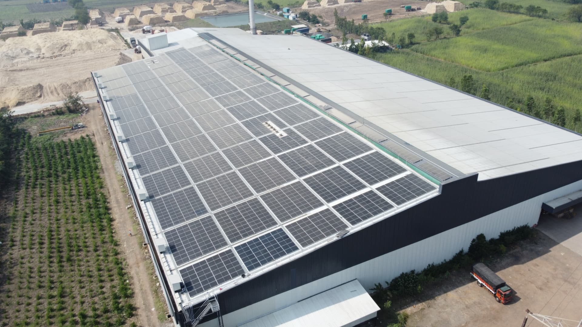 Industrial Rooftop Solar Plant photo 1